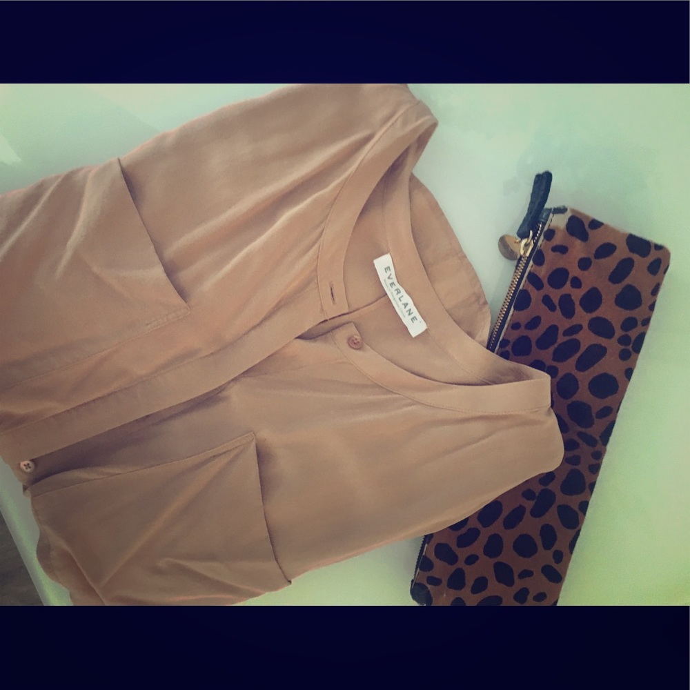 EVERLANE Women's Silk Pocket Shirt in Warm Tan (S)